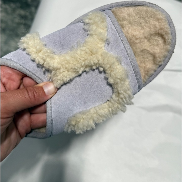 UGG Shearling SLIDE Sz 6 Lilac - Picture 15 of 16